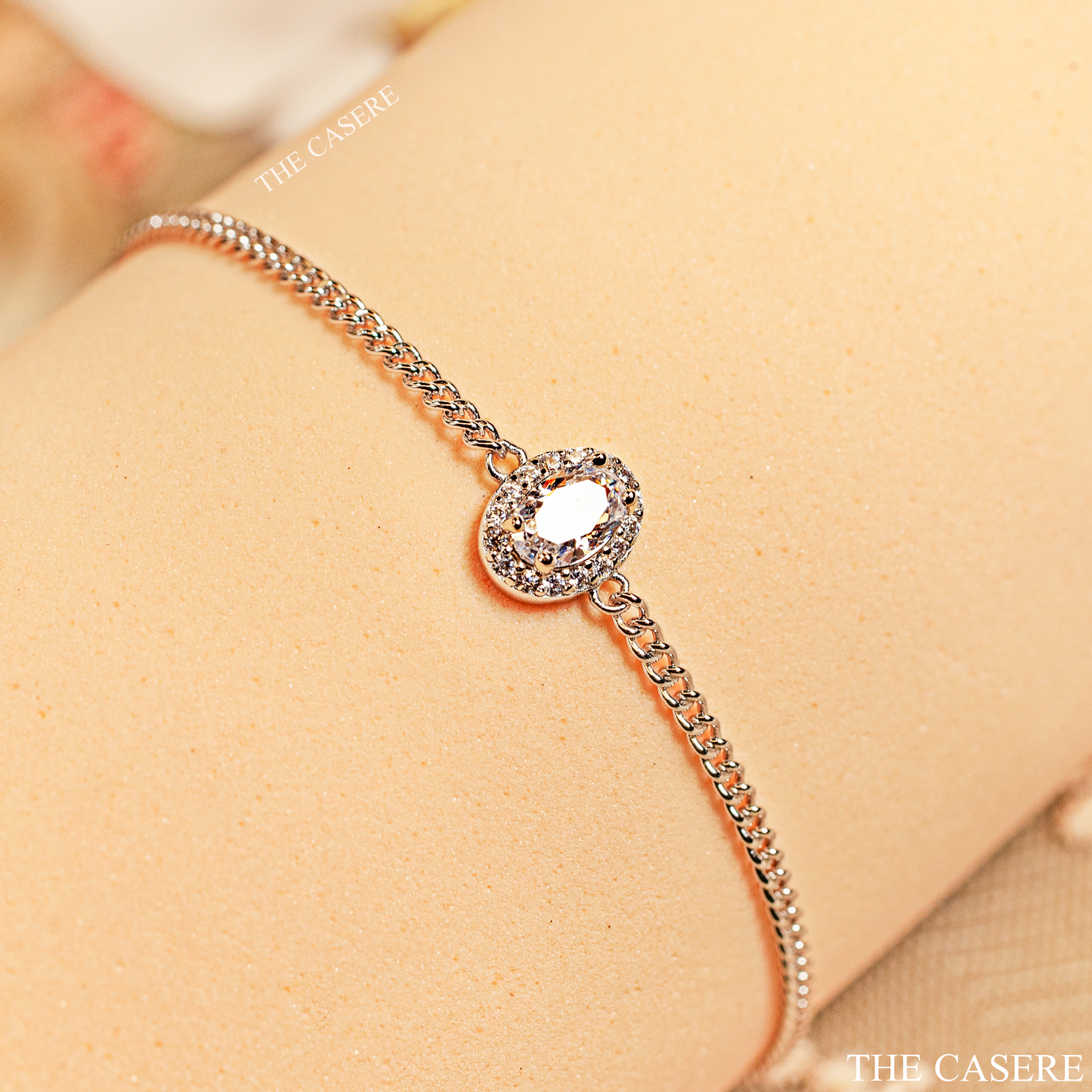 ELEGANT PRINCESS BRACELET